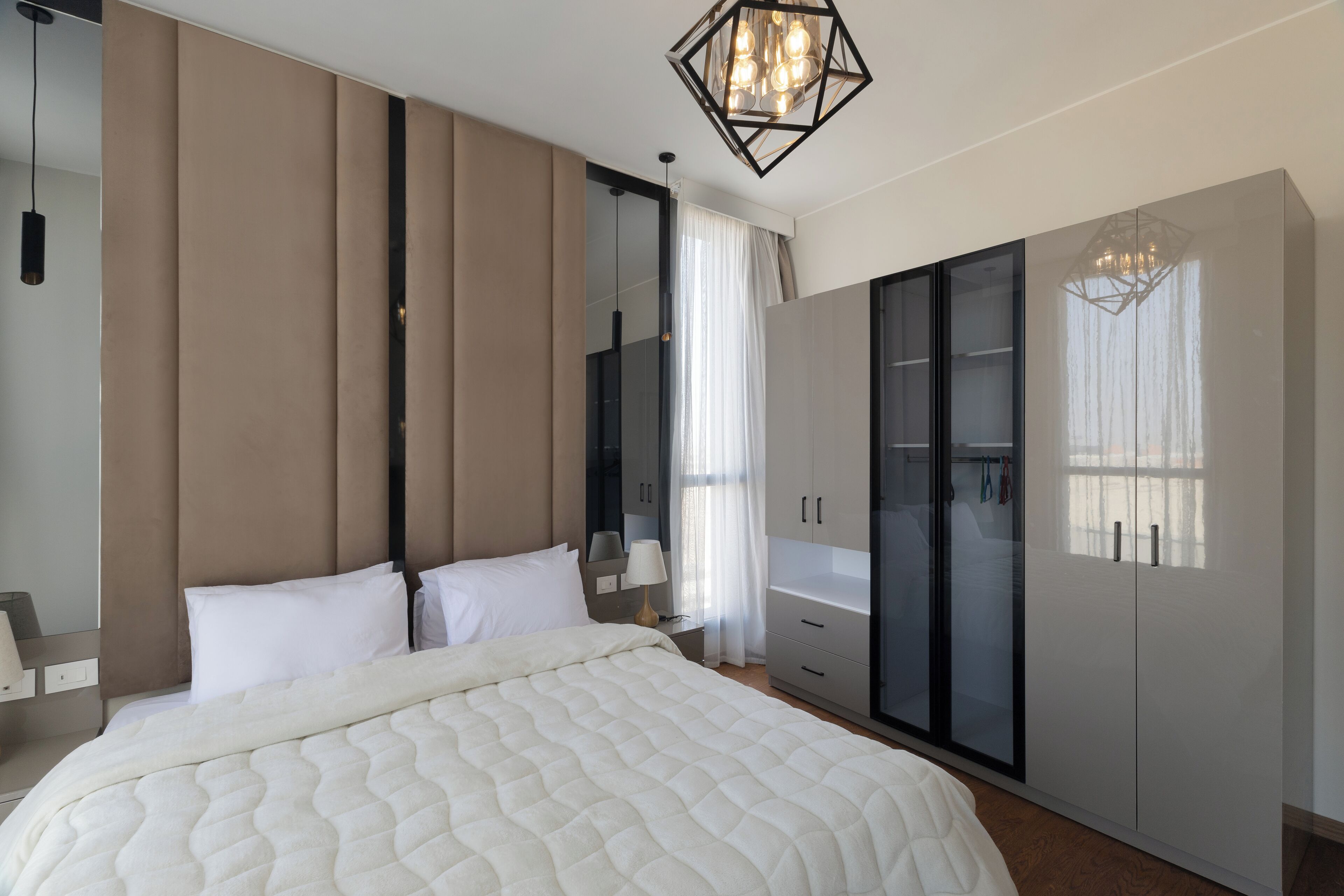 舒适公寓, 2 间卧室, 城市景观, 行政层 | 办公桌、笔记本电脑工作区、熨斗/熨板、免费 WiFi