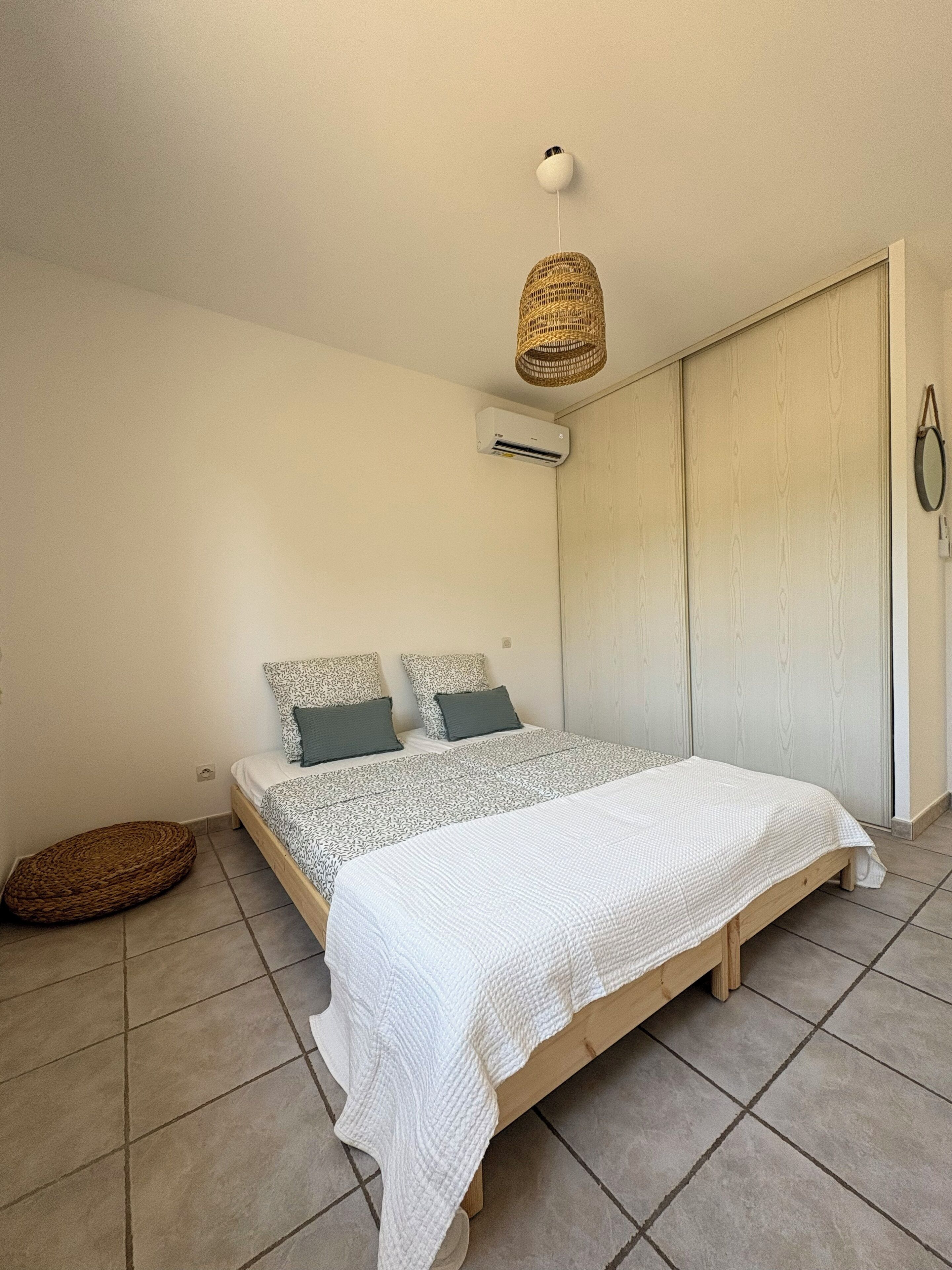 4 Schlafzimmer, Bügeleisen/Bügelbrett, Internetzugang