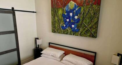 Lodge 3 on the Mason TX Square