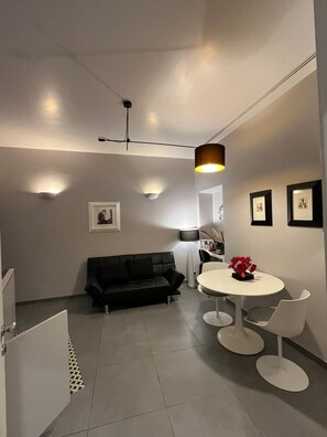 Interior - ZUCCHELLI ROMAN RESIDENCE (Roma)