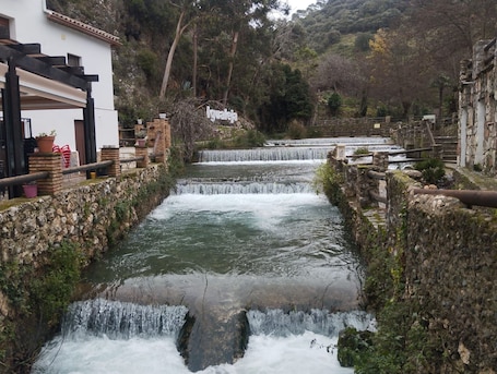 Property grounds. Holiday Home 'Alojamiento Patricia' with Mountain Views, Private Terrace and Wi-Fi