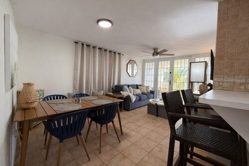 Playa Casita Beachfront Oasis- 2 bedroom - wifi