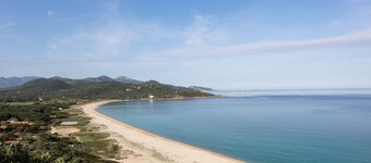 Holiday Home 'Casa Lucia Diana' with Mountain View, Wi-Fi, and Air Conditioning