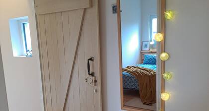 Relaxing time out on the Weser dyke