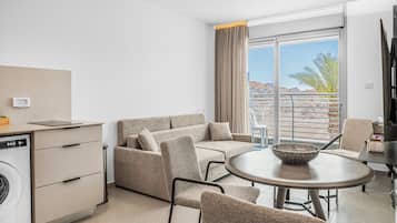 Departamento, 1 habitación, balcón, vista a la montaña | Interior