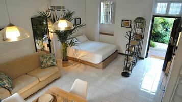 1 camera, Wi-Fi, lenzuola