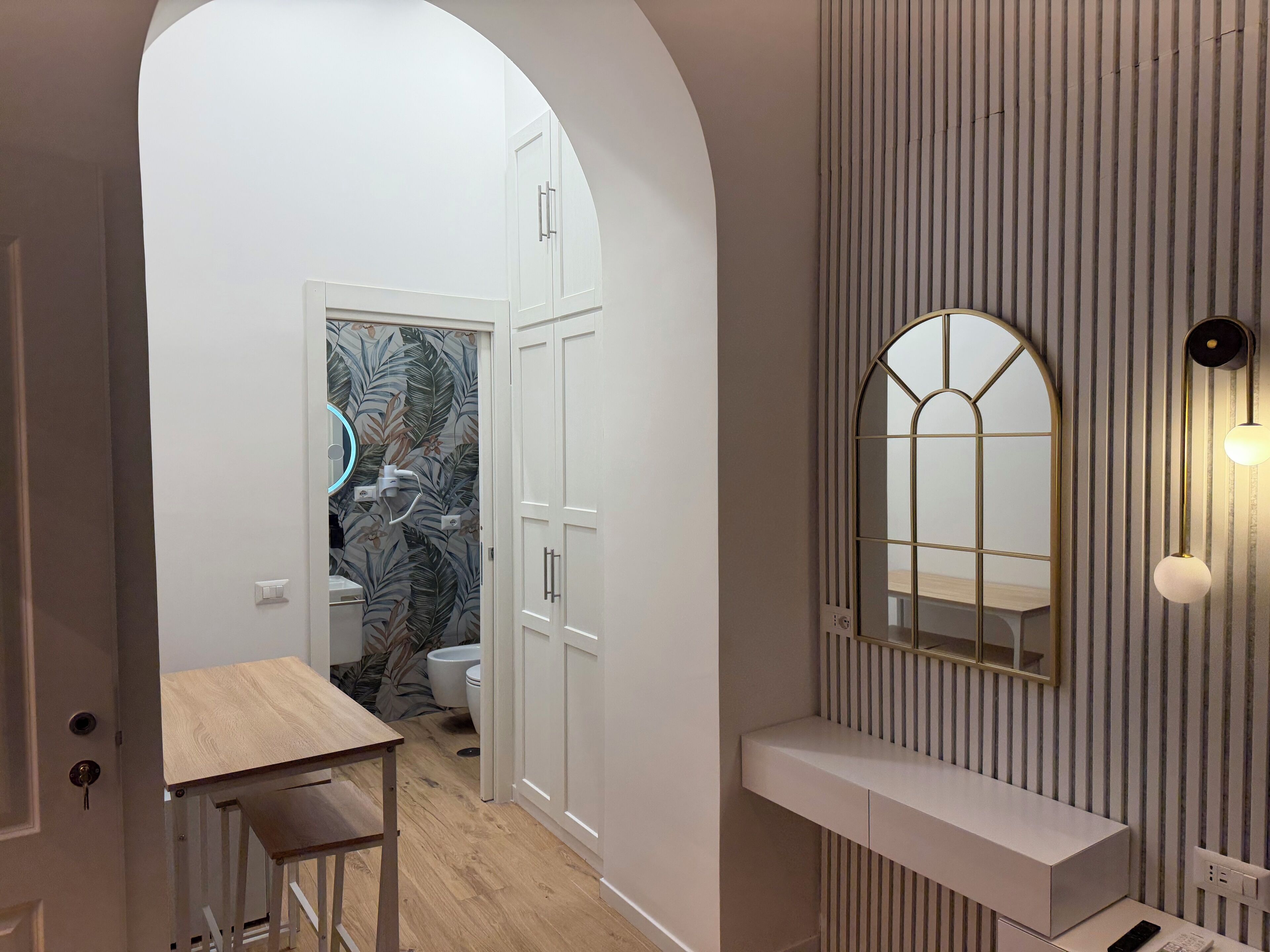 Quarto conforto | Banheiro | Chuveiro, secador de cabelo, sabonete, shampoo