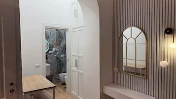 Comfort-Zimmer | Badezimmer | Dusche, Haartrockner, Seife, Shampoo