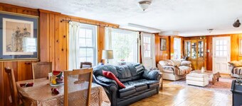 Ground floor apartment 10 mi from D.C. and still feels like countryside!