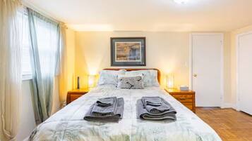 1 chambre, fer et planche à repasser, Wi-Fi gratuit, draps fournis