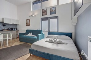 1 bedroom, iron/ironing board, WiFi, bed sheets - Spacious Navigli Apartment for Families & Groups - Porta Genova (Milan)
