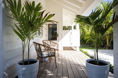 Cozy 1-bedroom cottage in charming Elbow Cay with AC