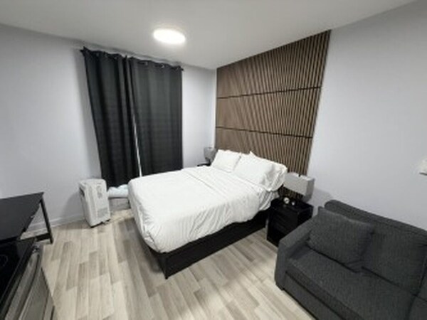 Xenios Suites - Ottawa