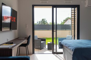 Desk, free WiFi, bed sheets - Studio Terracotta - Centre - Albi (Albi)