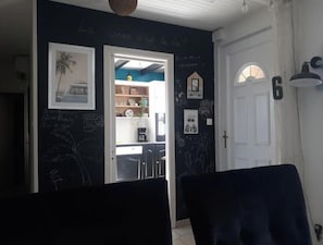 Interior - Quiet villa close to beaches with Wifi, Air conditioning, Parking (Sauvian)