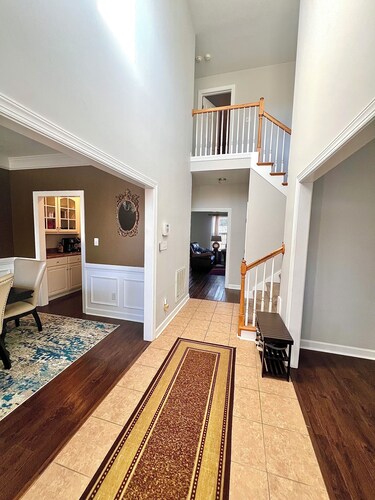Spacious 4-bedroom house in enchanting Evans for Masters Week