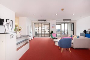 Lobby - Stylish Twin BR w/Ensuite Bath & Relaxing Tub BTB7 (Pathum Wan)