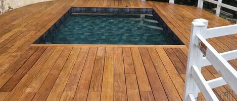 Piscine extérieure, piscine chauffée