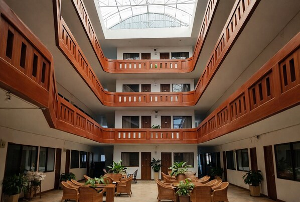 Front of property - Collection O Night Bazaar Chiangmai (Chiang Mai)