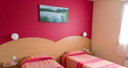 hĂŽtel le grand chĂȘne