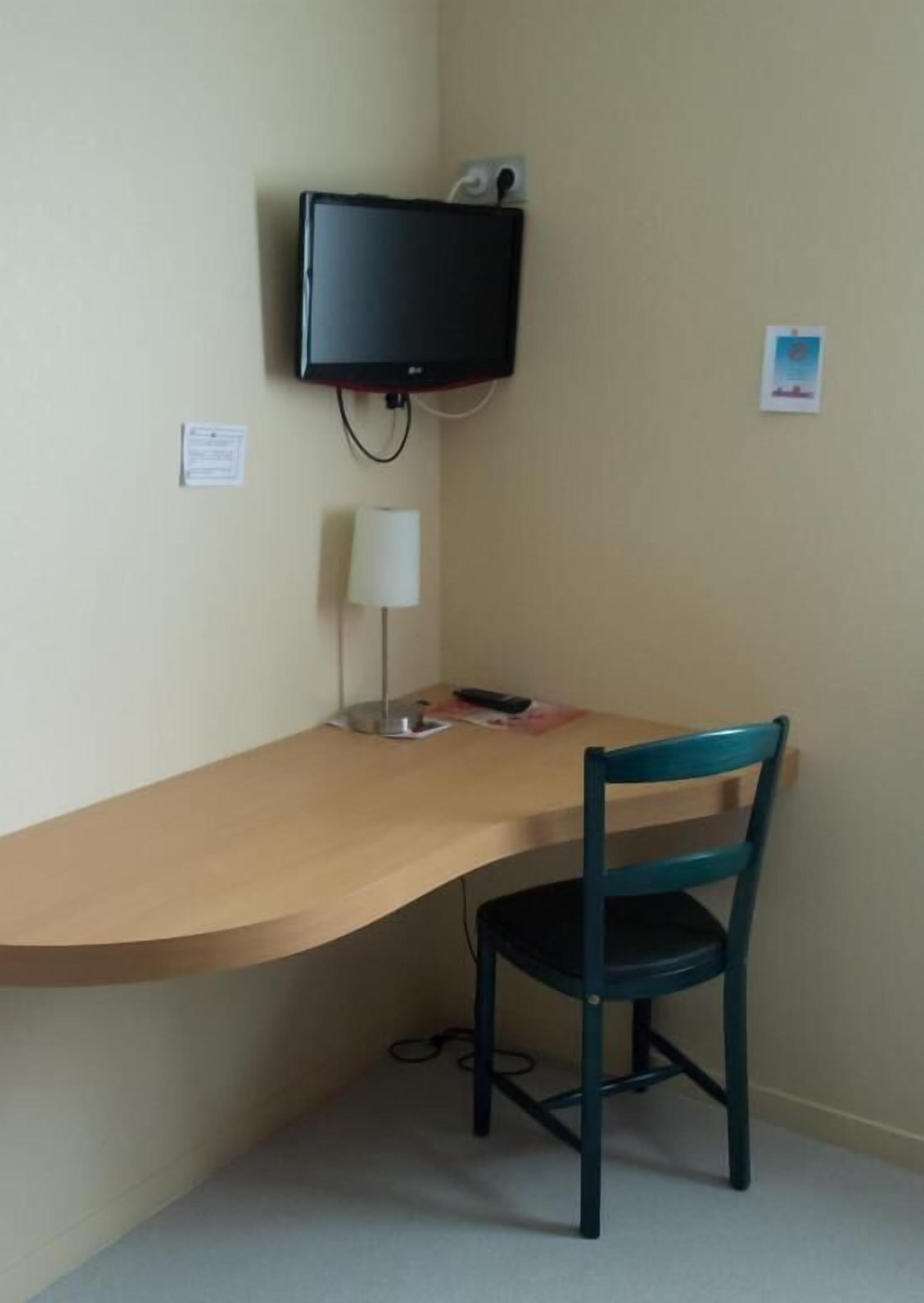 Basic Double Room | Interior