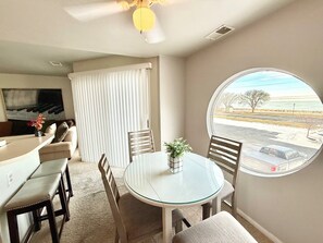Dining - Escape to the Shore: Port Clinton Lakefront Condo, 1BR 1BA, walk to Jet Express (Port Clinton)