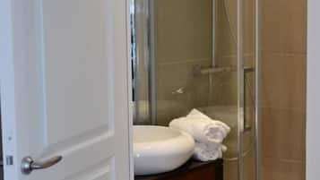Classic-Doppelzimmer | Badezimmer