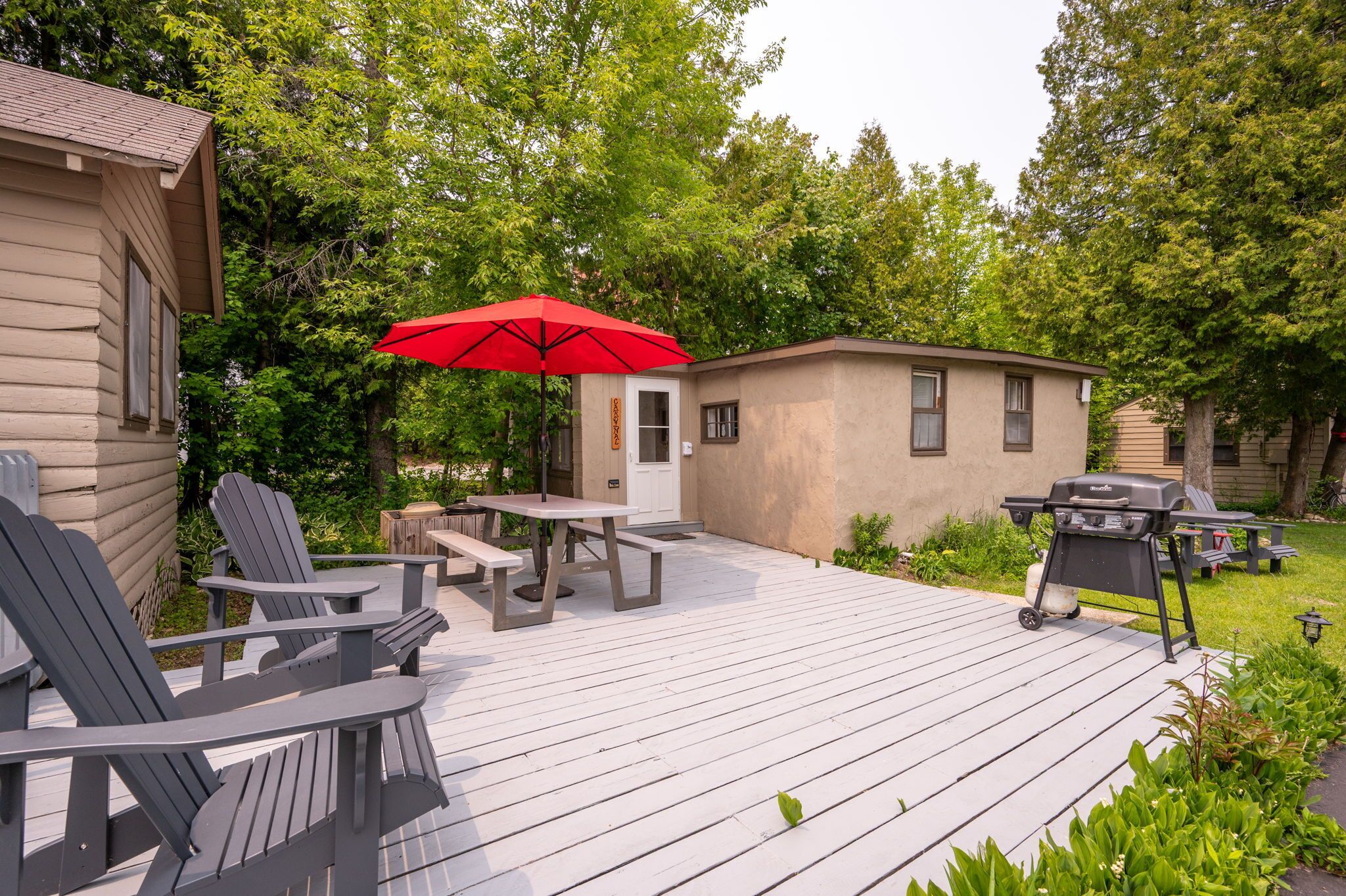 Cottage, 1 Queen Bed with Sofa bed, Pets Allowed | Outdoor dining