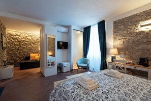 3 habitaciones, wifi, ropa de cama y acceso para silla de ruedas 