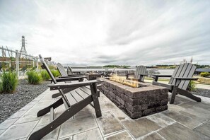 Property grounds - New Luxury Unit! Dreamy place on the Lake (Osage Beach)