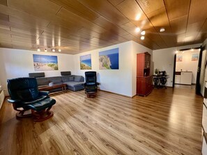 Living area - Vacation apartment Hill Valley 2 (Ochtersum)