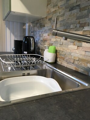Interior - Treetops Apartment 3 (Birmingham)