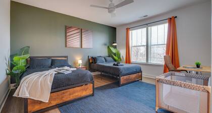 Luxe King 4BR Townhouse to Uptown CLT