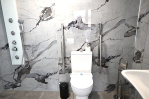 Apartment | Bathroom - Homenfun Madrid Atocha (Madrid)