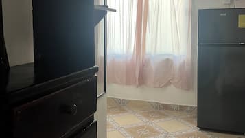 Classic Double or Twin Room, Patio, Courtyard View | Interior