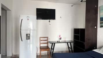 Habitación clásica con 2 camas individuales, patio, vista al patio | Wifi gratis