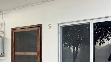 تفاصيل الفندق من الخارج