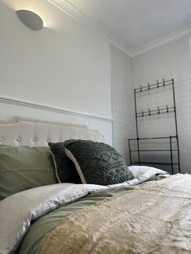 Comfortable Stay with Free Parking