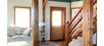 Coastal Rockland Summer Retreat – Waterfront View