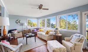 Living area - Golden Hour on the Straits - Mackinac Bridge View (Mackinaw City)
