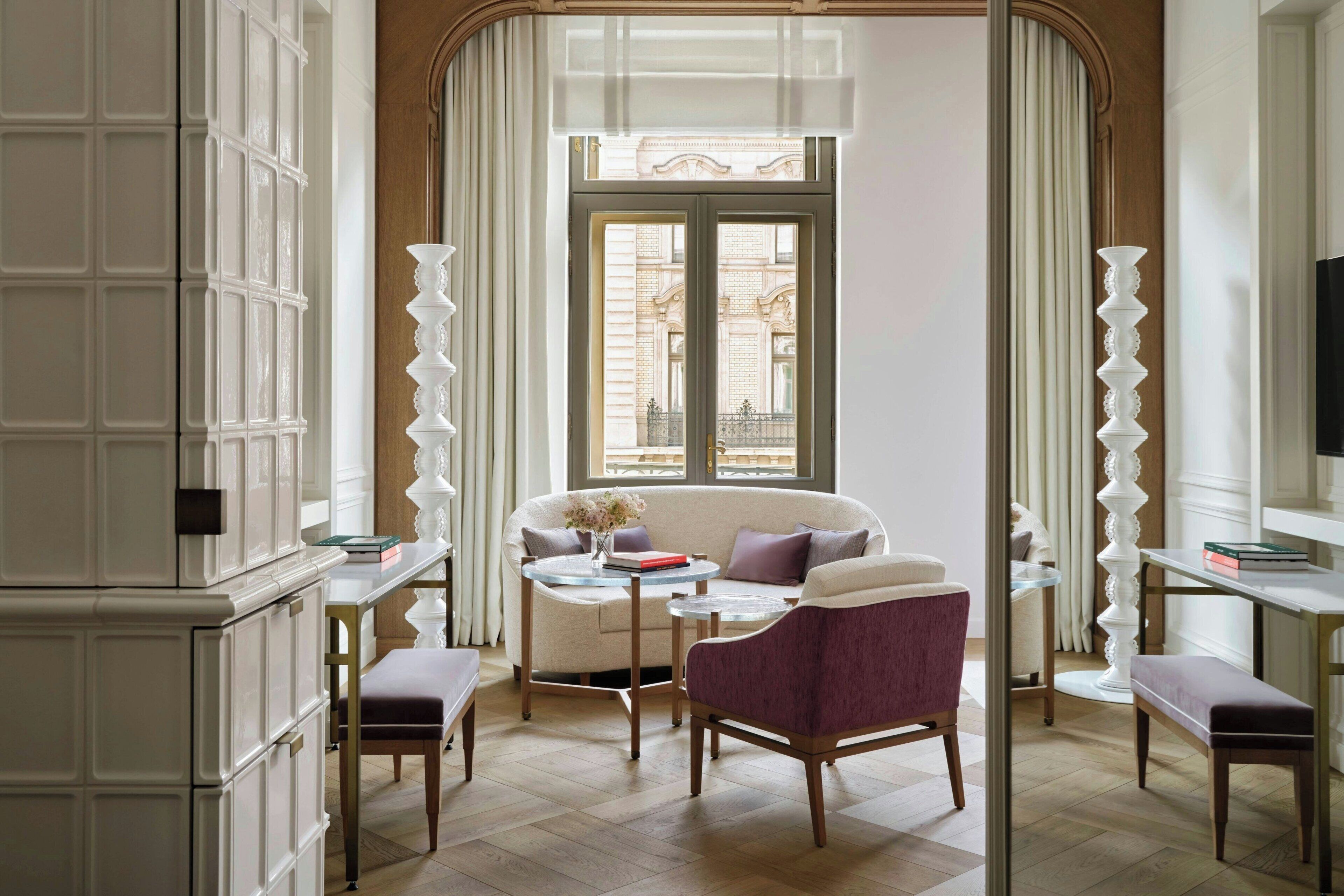 Frette Italian sheets, premium bedding, minibar, in-room safe
