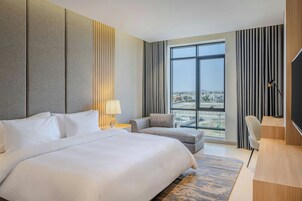 Premium bedding, in-room safe, free cribs/infant beds, rollaway beds