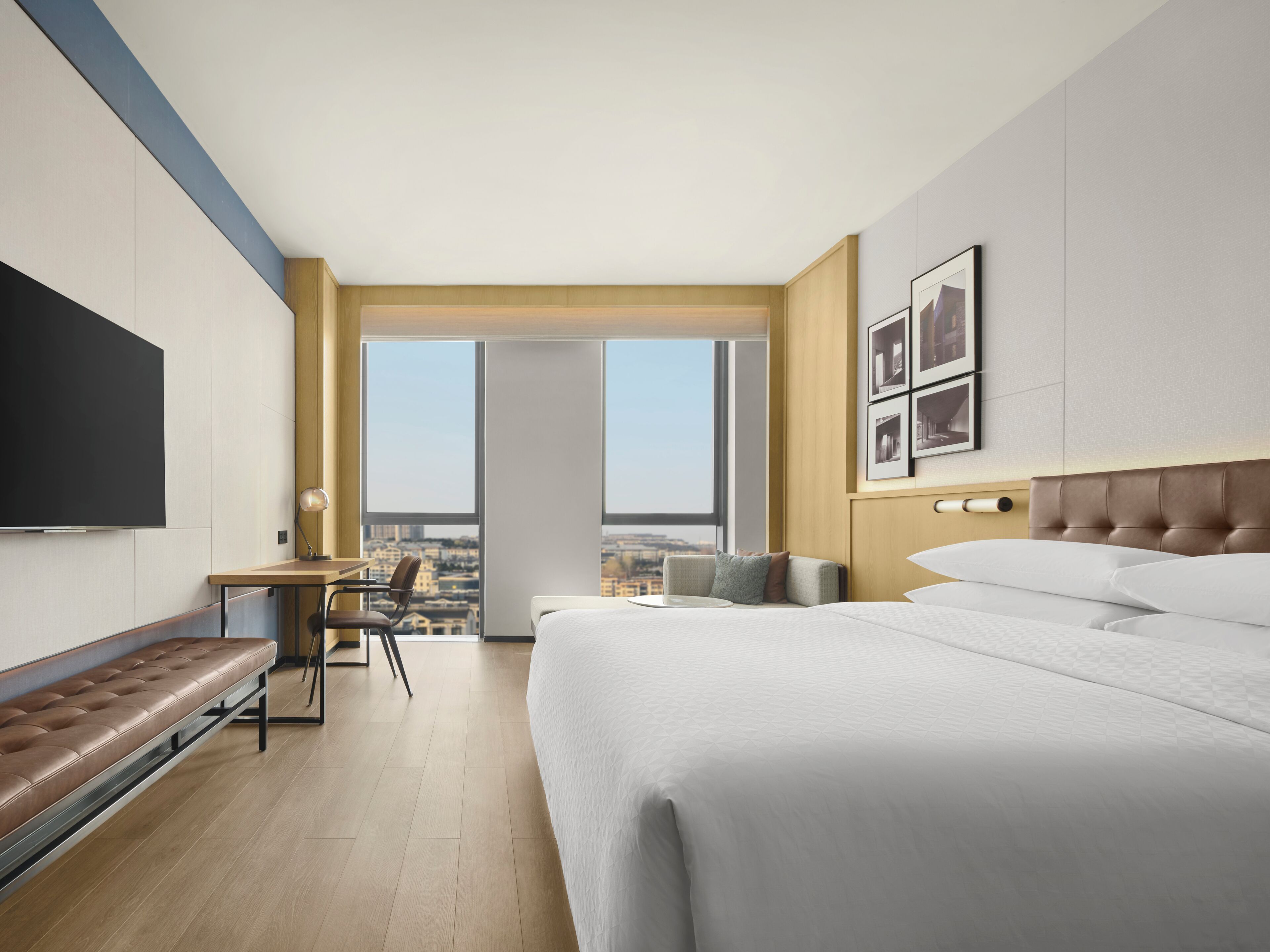 Down comforters, minibar, in-room safe, desk