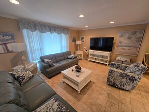 TV, fireplace - Book this Family Friendly 3-Bedroom Beach Home Now!!! (Brigantine)