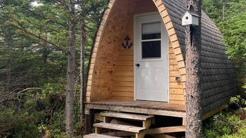Basic Room | Exterior