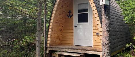 Basic Room | Exterior