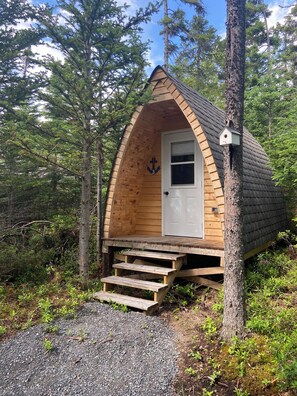 Basic Room | Exterior