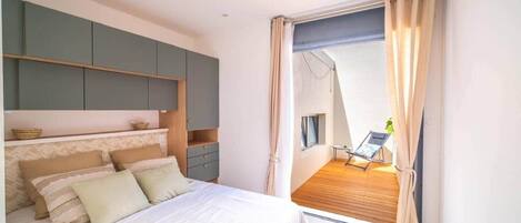 3 Schlafzimmer, Schreibtisch, Bügeleisen/Bügelbrett, kostenloses WLAN