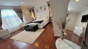 3 chambres, fer et planche Ă repasser, Wi-Fi, draps fournis