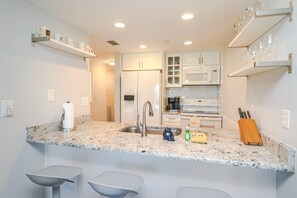Fridge, microwave, oven, stovetop - The view at this Newly Remodeled Townhouse is Amazing! Creston House 6C (St. Augustine)